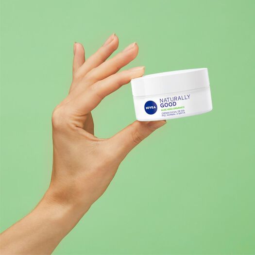 Crema Nivea Facial Día Naturally Good 50 mL, , large image number 4