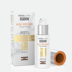 Isdin® Foto Ultra Age Repair Water Light Texture FPS 50+ x 50 mL