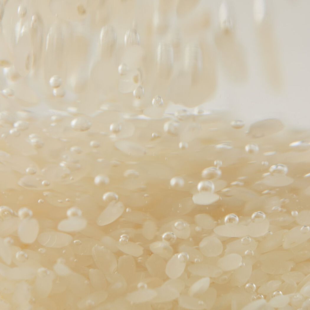 Loci&oacute;n hidratante - Glow Replenishing Rice Milk, , large image number 3