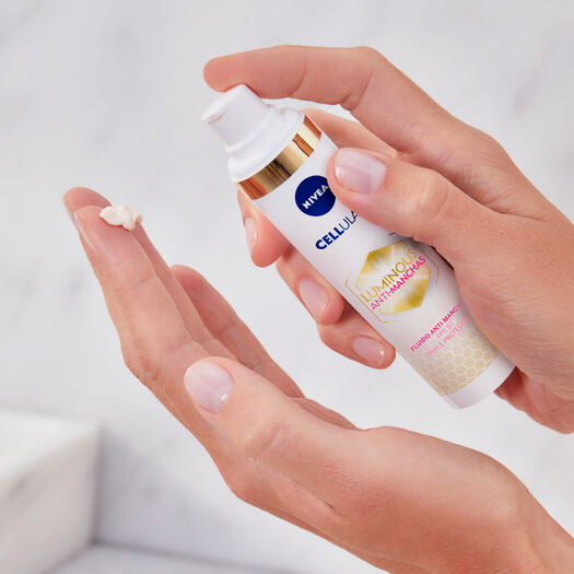 NIVEA Cellular Luminous Fluido Anti Manchas 40ml, , large image number 2