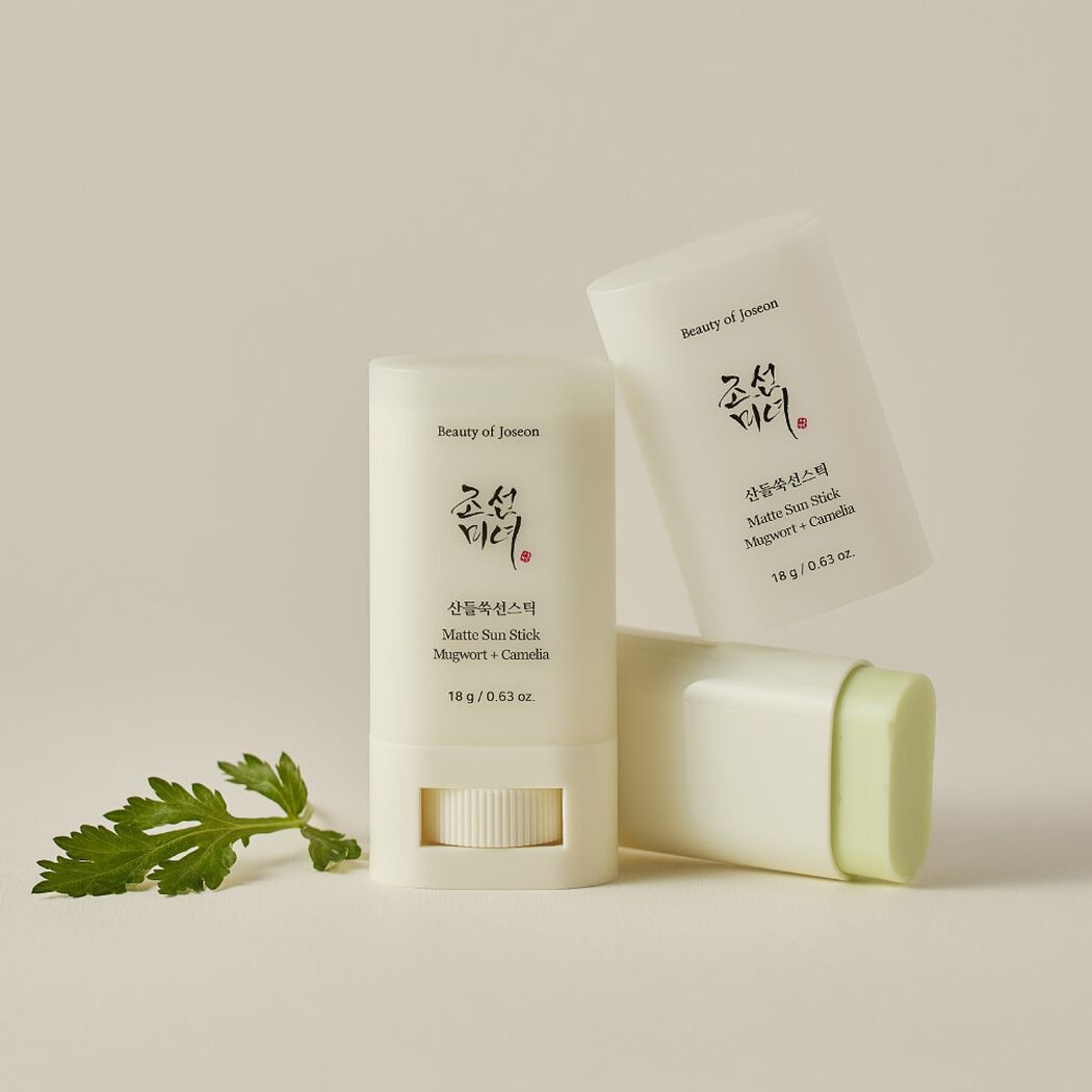 Matte Sun Stick: Mugwort + Camelia - Protecci&oacute;n solar no grasa, , large image number 3