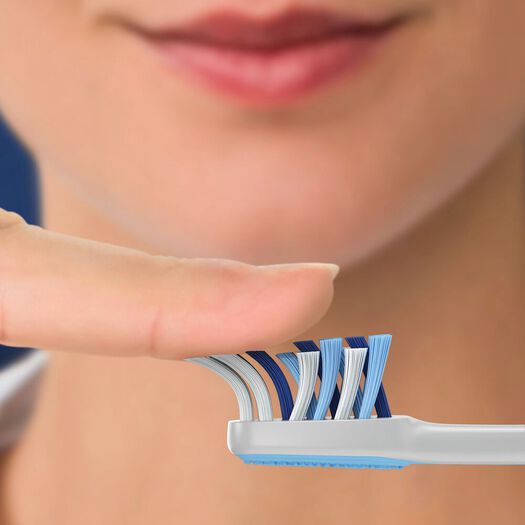 Pack Cepillo Dent Oral B 7 Beneficios 2Un, , large image number 2